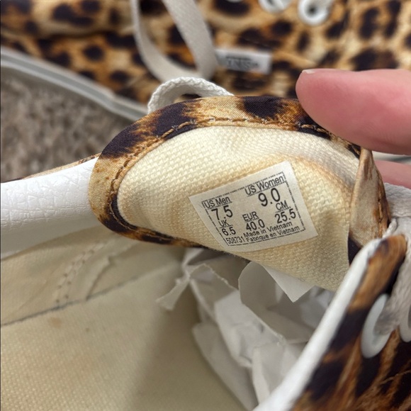 Vans Leopard Era Sneaker - Picture 8 of 8